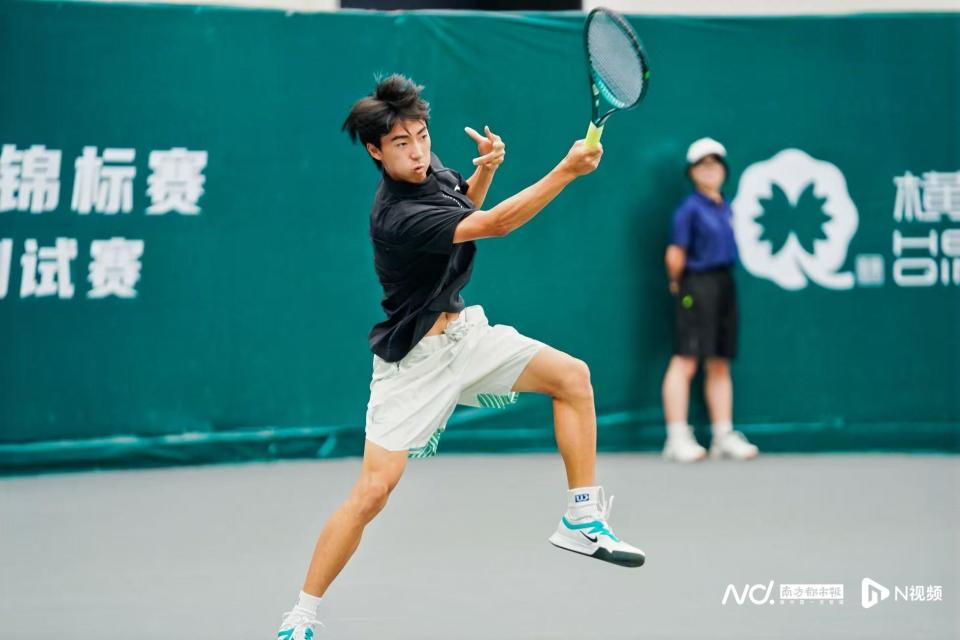 nI, 江门选手董, src