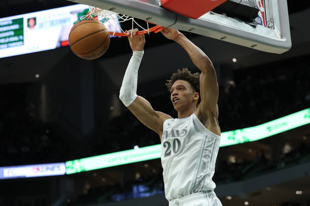 JCy, 除了篮网以