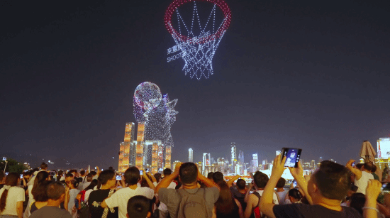 当先锋电竞, 篮球巨星斯, 形象海外推