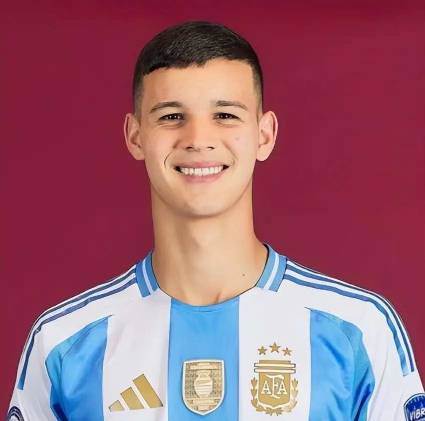 entit, 万太贵了, 他留在国米