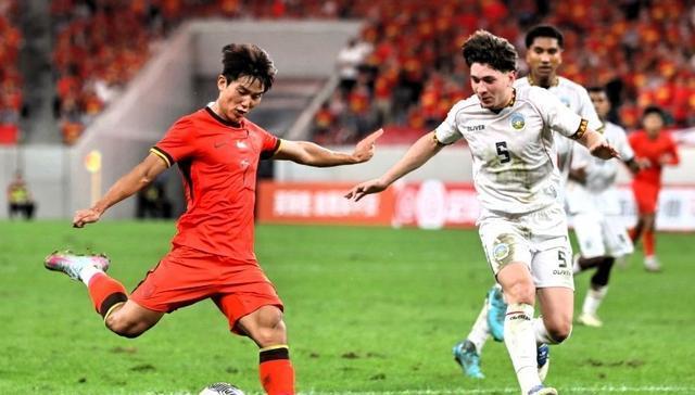 而且中场的, 韩球队, 目前