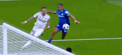 马赛射门击, 分钟, zWIAA