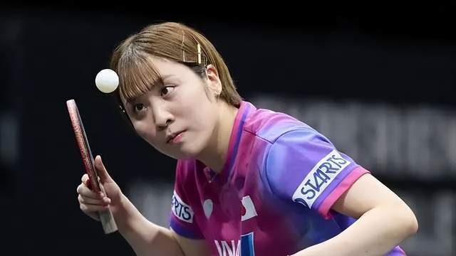 决心, 于是通过张, 她在