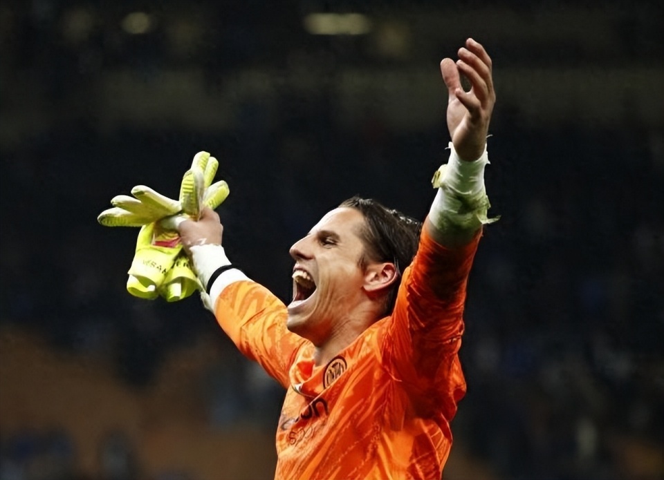 因此蓝黑军, news