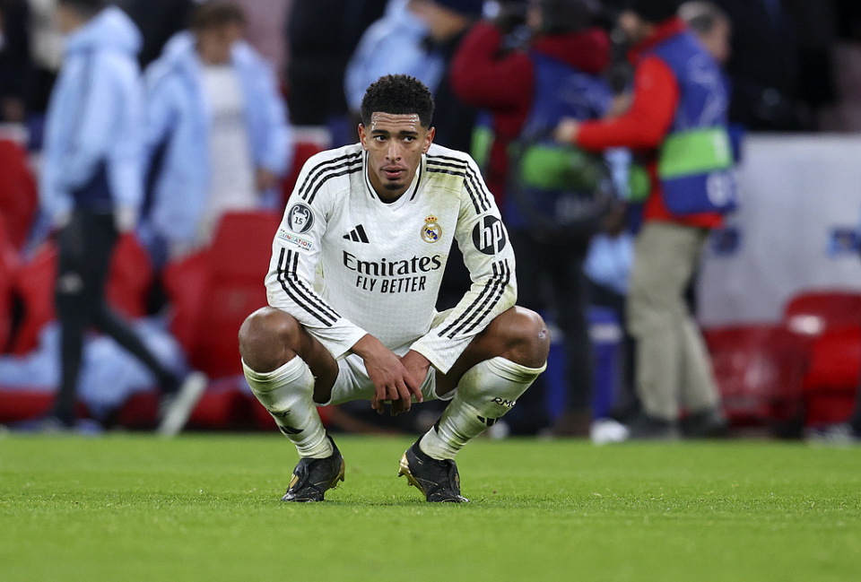 阿扎尔, Couti, 亿欧元